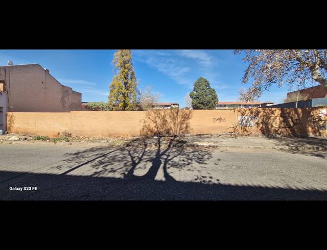 1,000M² VACANT LAND FOR SALE IN FORDSBURG